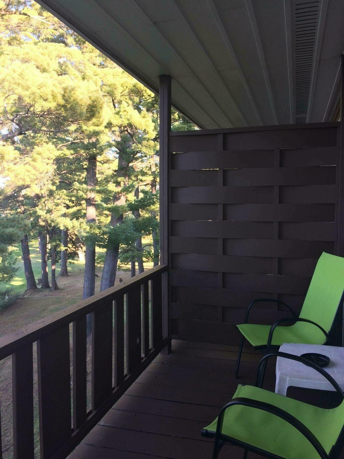 Pinedale Inn Gravenhurst Ngoại thất bức ảnh