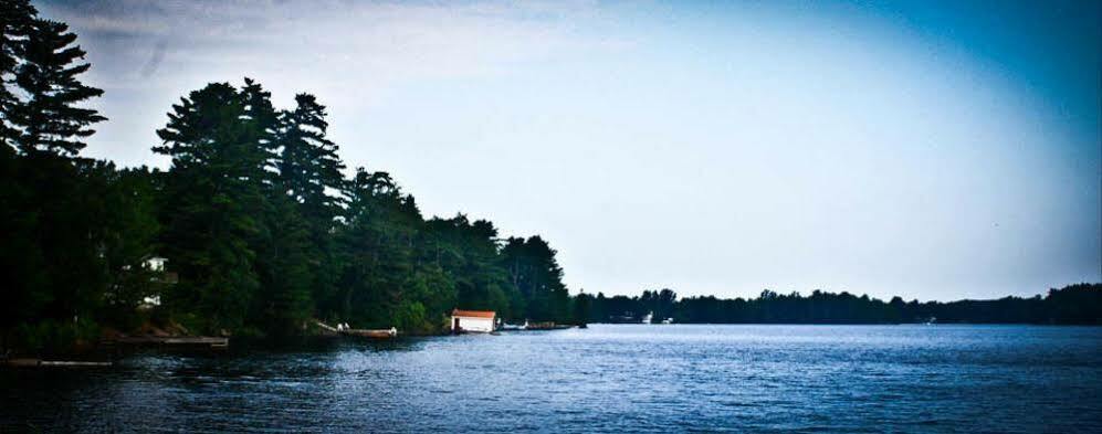 Pinedale Inn Gravenhurst Ngoại thất bức ảnh